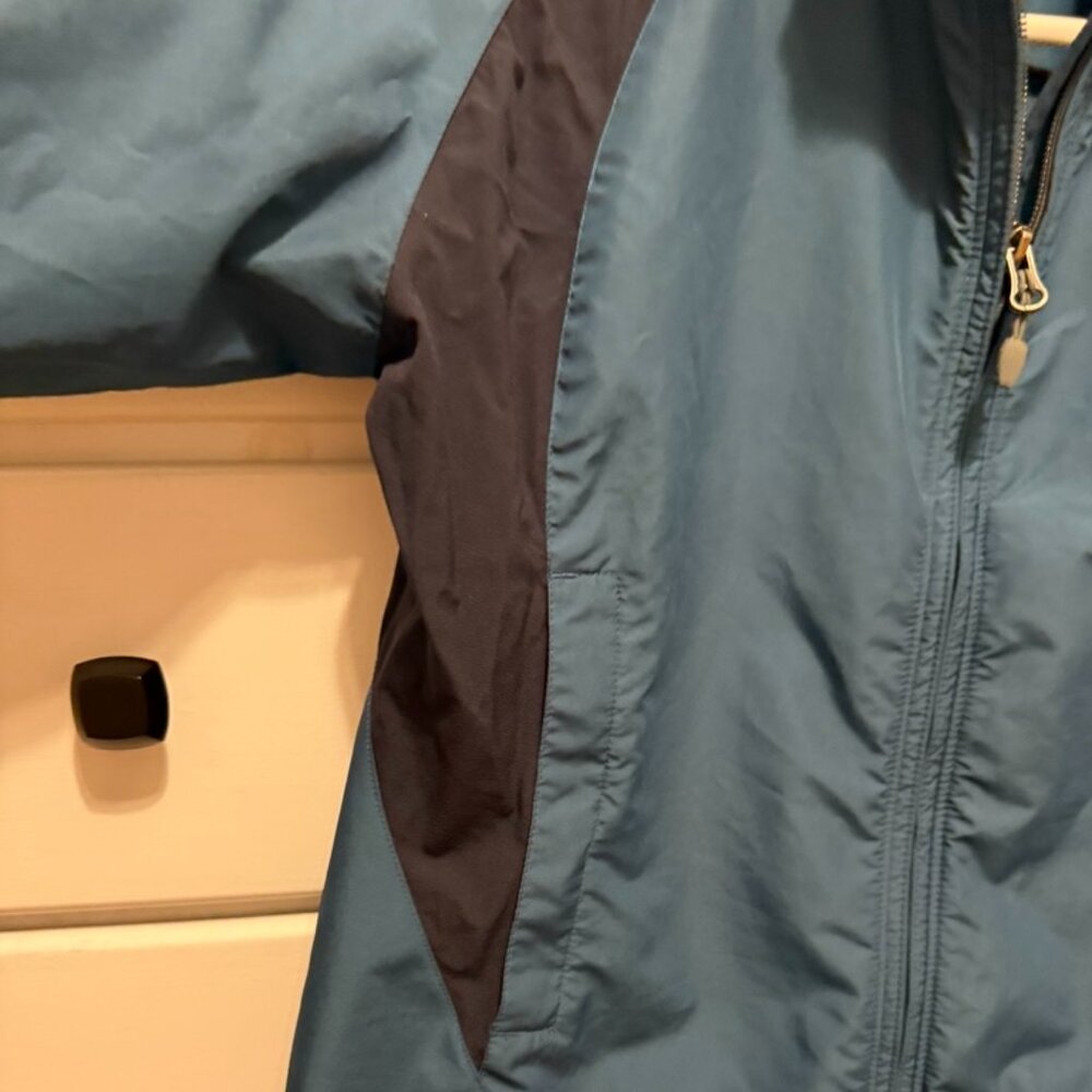 Lightweight Outdoor Research Jacket - image 4